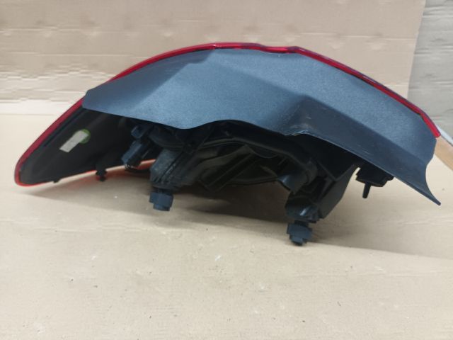 bontott OPEL CORSA E Jobb Külső Hátsó Lámpa