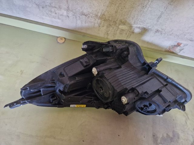 bontott OPEL CORSA E Jobb Xenon Fényszóró