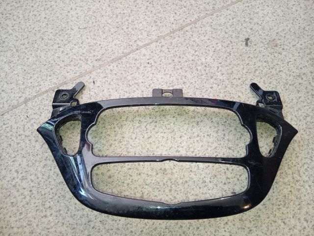 bontott OPEL CORSA E Középkonzol Keret