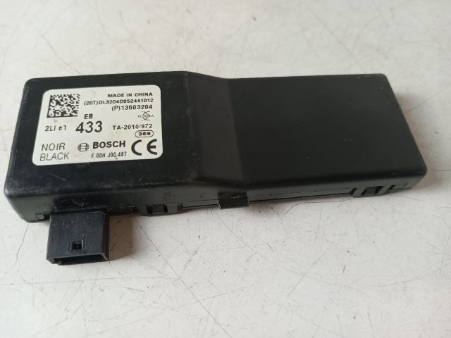 bontott OPEL CORSA E Központizár Elektronika