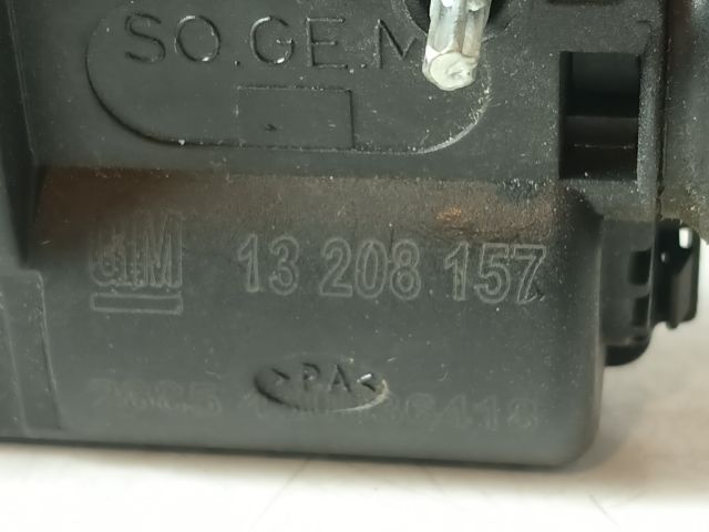 bontott OPEL CORSA E Központizár Motor Tankajtó