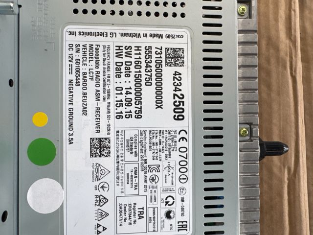 bontott OPEL CORSA E Navigációs Fejegység