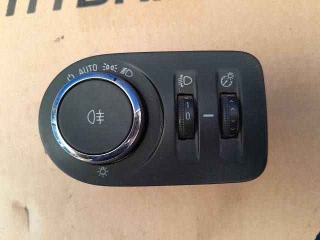 bontott OPEL CORSA E Világítás Kapcsoló