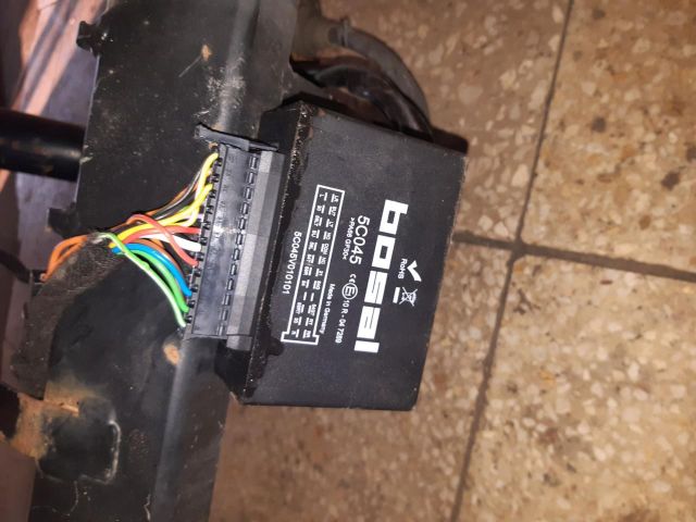 bontott OPEL CORSA E Vonóhorog