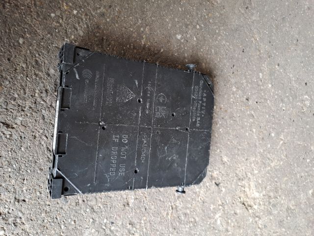 bontott OPEL CORSA F Biztosítéktábla Motortér