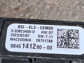 bontott OPEL CORSA F Biztosítéktábla Motortér