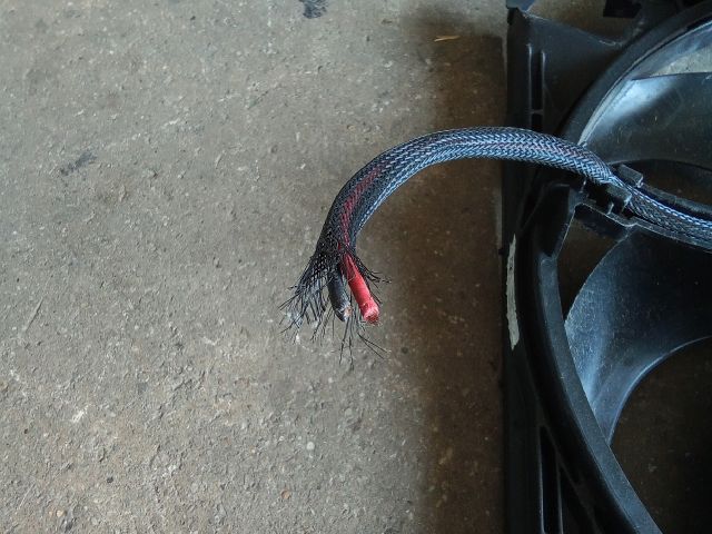 bontott OPEL CORSA F Hűtőventilátor