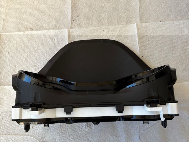 bontott OPEL CORSA F Kilométeróra