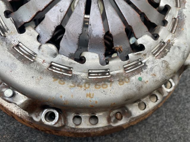 bontott OPEL CORSA F Kuplung Szett Lendkerékkel