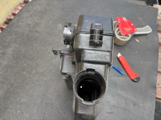 bontott OPEL CORSA F Légszűrő Ház