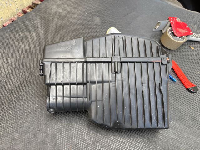 bontott OPEL CORSA F Légszűrő Ház