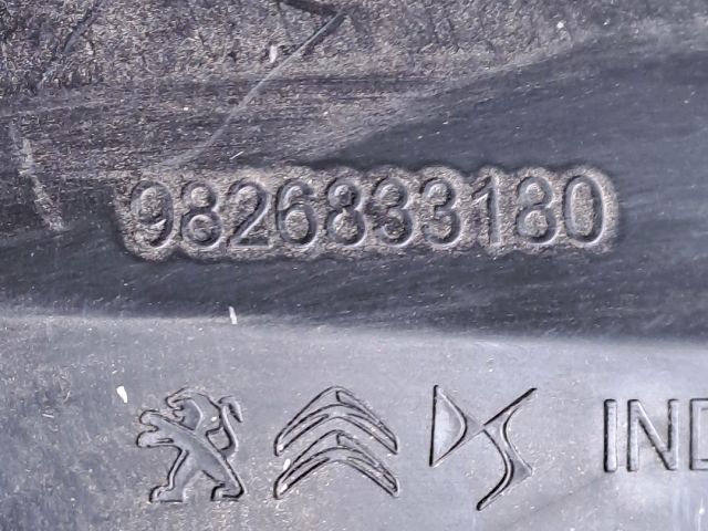 bontott OPEL CORSA F Levegőbeszívó Keret