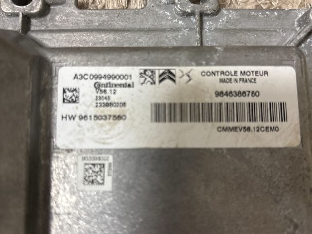 bontott OPEL CORSA F Motorvezérlő