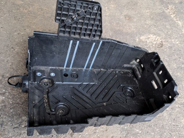 bontott OPEL CORSA F Akkumulátor Tartó