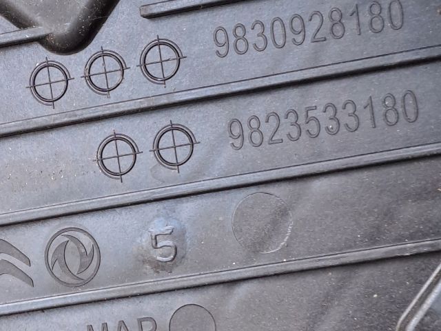 bontott OPEL CORSA F Akkumulátor Tartó