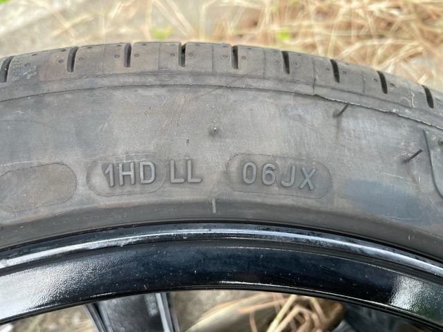 bontott OPEL CORSA F Alufelni Szett Gumival