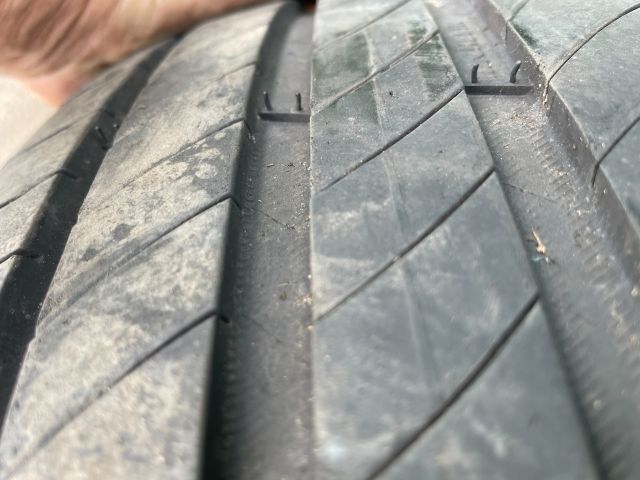 bontott OPEL CORSA F Alufelni Szett Gumival