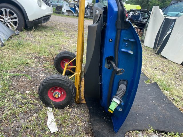 bontott OPEL CORSA F Bal első Ajtó (Részeivel)