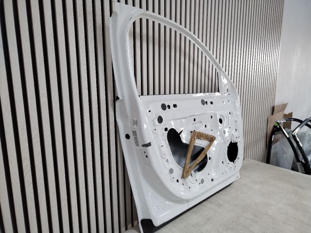 bontott OPEL CORSA F Bal első Ajtó (Üres lemez)