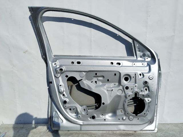 bontott OPEL CORSA F Bal első Ajtó (Üres lemez)