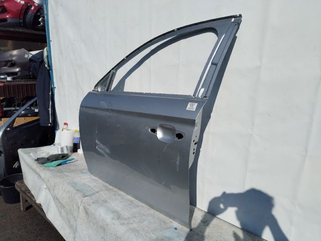 bontott OPEL CORSA F Bal első Ajtó (Üres lemez)