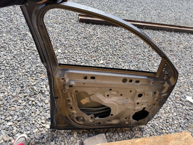 bontott OPEL CORSA F Bal első Ajtó (Üres lemez)