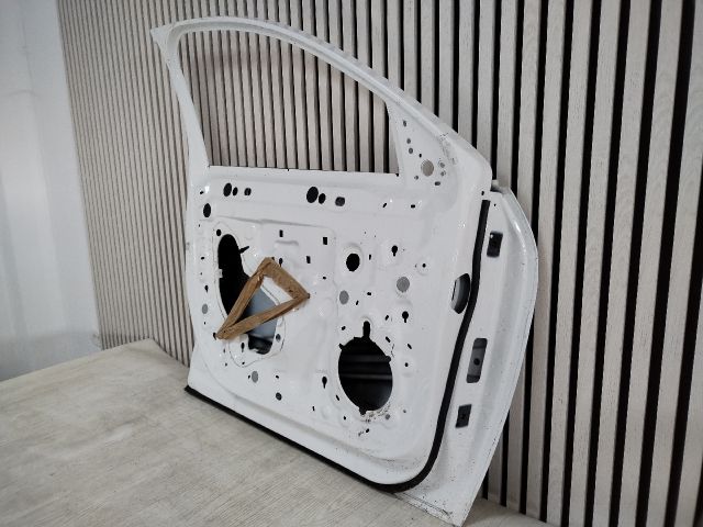 bontott OPEL CORSA F Bal első Ajtó (Üres lemez)