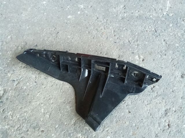 bontott OPEL CORSA F Bal első Oldal Lökhárító Tartó (Műanyag)