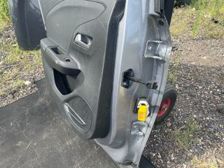 bontott OPEL CORSA F Bal hátsó Ajtó (Részeivel)