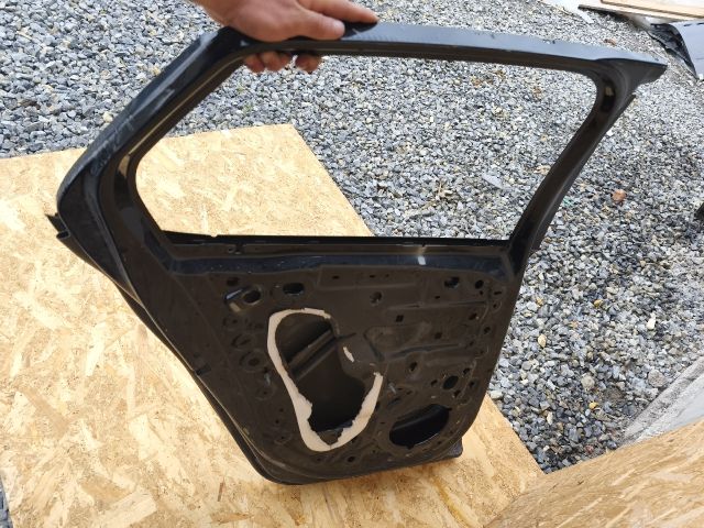 bontott OPEL CORSA F Bal hátsó Ajtó (Üres lemez)