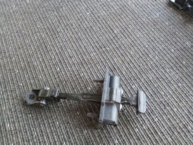 bontott OPEL CORSA F Bal hátsó Ajtóhatároló