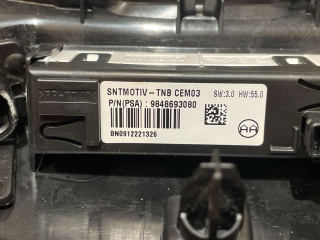 bontott OPEL CORSA F Beltér Világítás Első