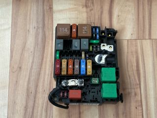 bontott OPEL CORSA F Biztosítéktábla Utastér