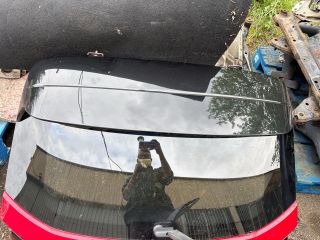 bontott OPEL CORSA F Csomagtérajtó (Részeivel)