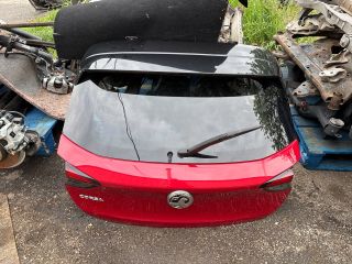 bontott OPEL CORSA F Csomagtérajtó (Részeivel)