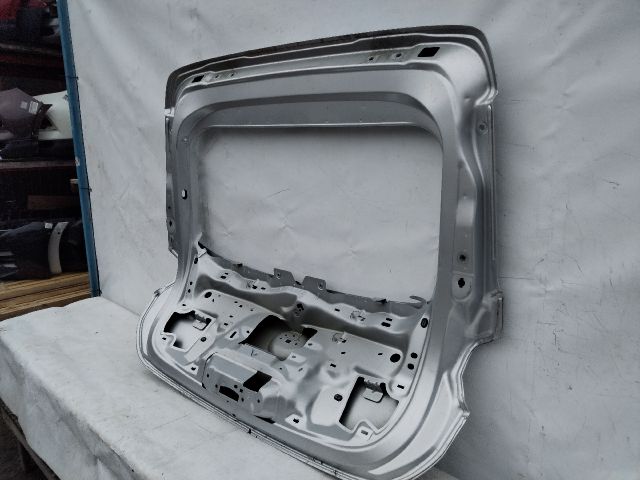 bontott OPEL CORSA F Csomagtérajtó (Üres lemez)