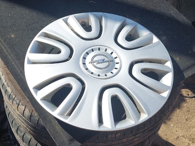 bontott OPEL CORSA F Dísztárcsa (1 db)