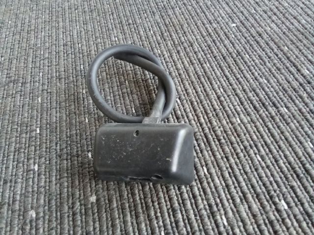 bontott OPEL CORSA F Első Ablakmosó Fúvóka