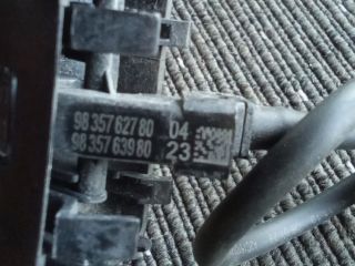 bontott OPEL CORSA F Első Ablakmosó Fúvóka