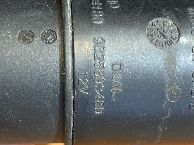 bontott OPEL CORSA F Első Ablakmosó Szivattyú