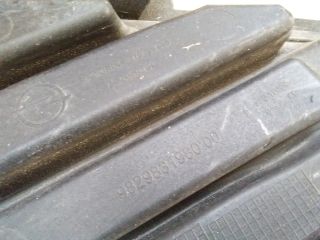 bontott OPEL CORSA F Első Lökhárító Alsó Középső Díszrács