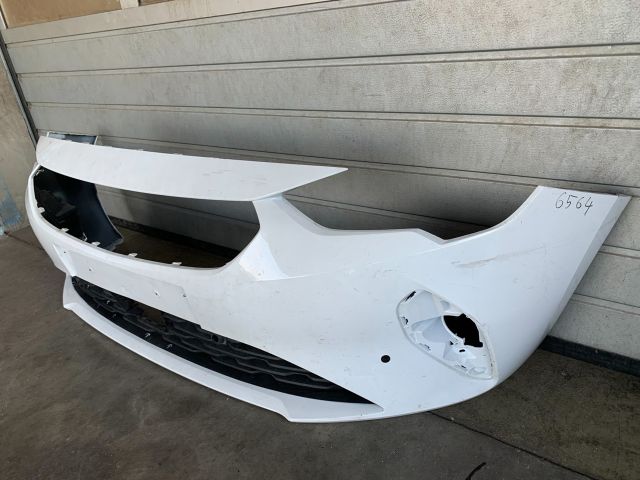 bontott OPEL CORSA F Első Lökhárító (Üresen)