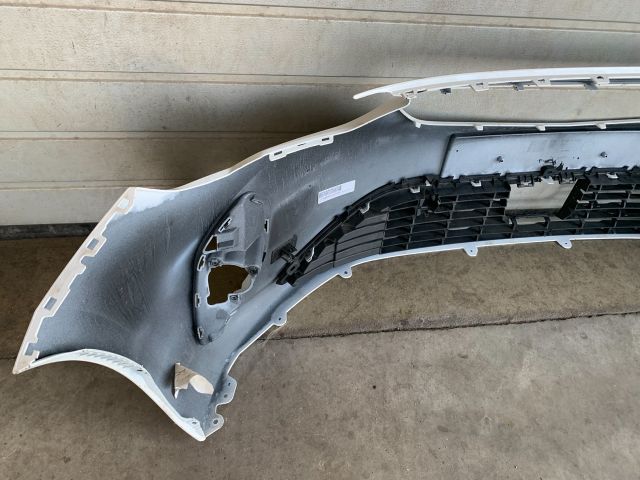 bontott OPEL CORSA F Első Lökhárító (Üresen)