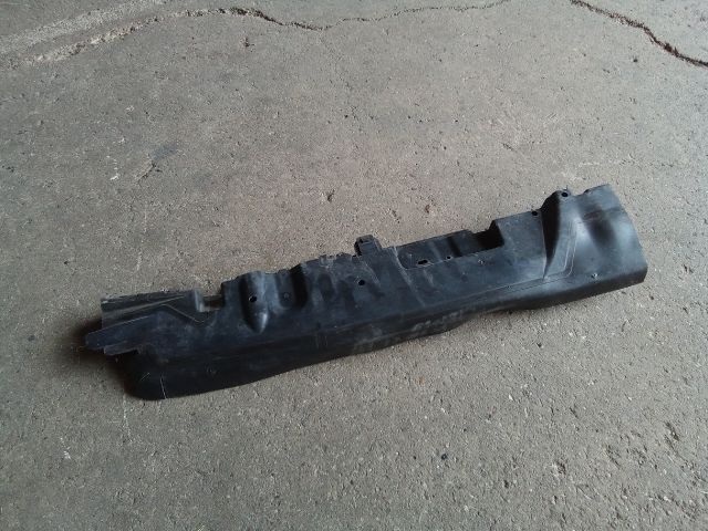 bontott OPEL CORSA F Felső Hűtő Légterelő