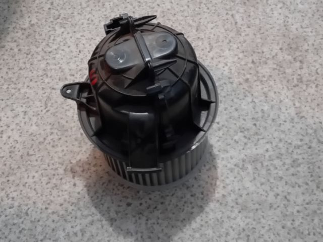 bontott OPEL CORSA F Fűtőmotor (Klímás)