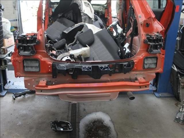 bontott OPEL CORSA F Hátsó Lökhárító Merevítő (Fém)