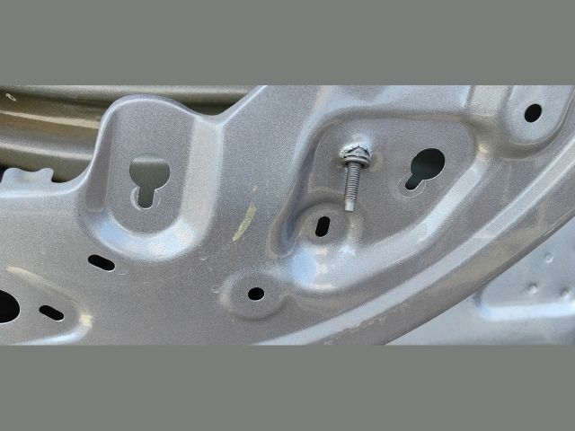 bontott OPEL CORSA F Jobb első Ajtó (Üres lemez)