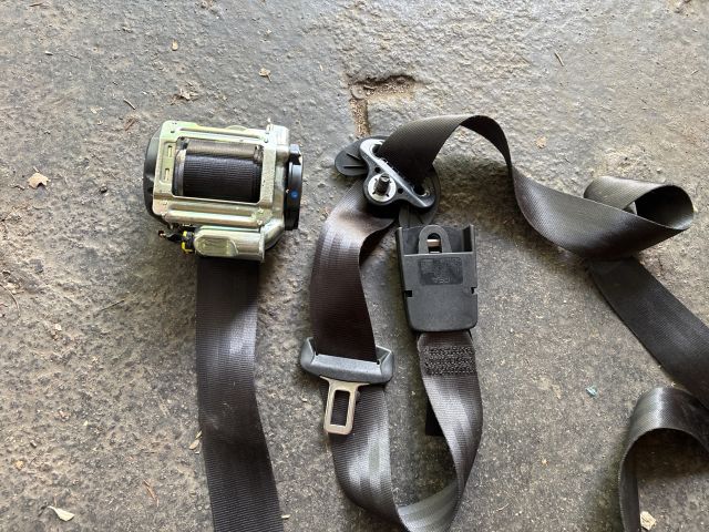 bontott OPEL CORSA F Jobb első Biztonsági Öv