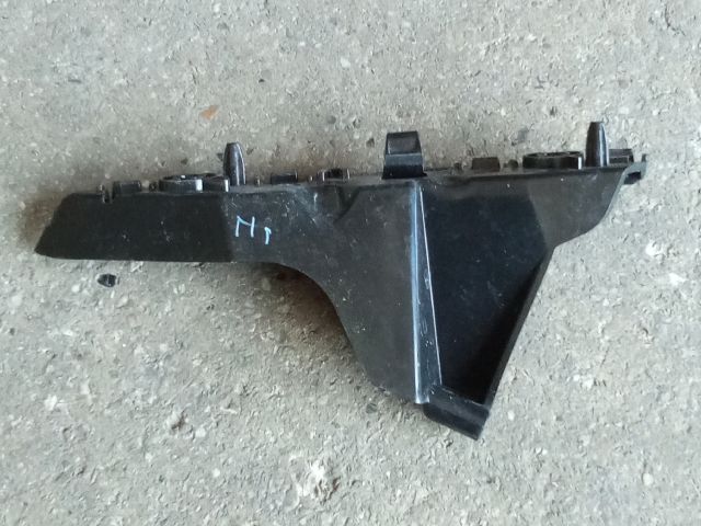 bontott OPEL CORSA F Jobb első Oldal Lökhárító Tartó (Műanyag)