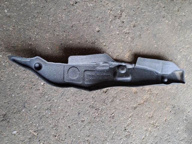 bontott OPEL CORSA F Jobb első Sárvédő Zajszigetelés